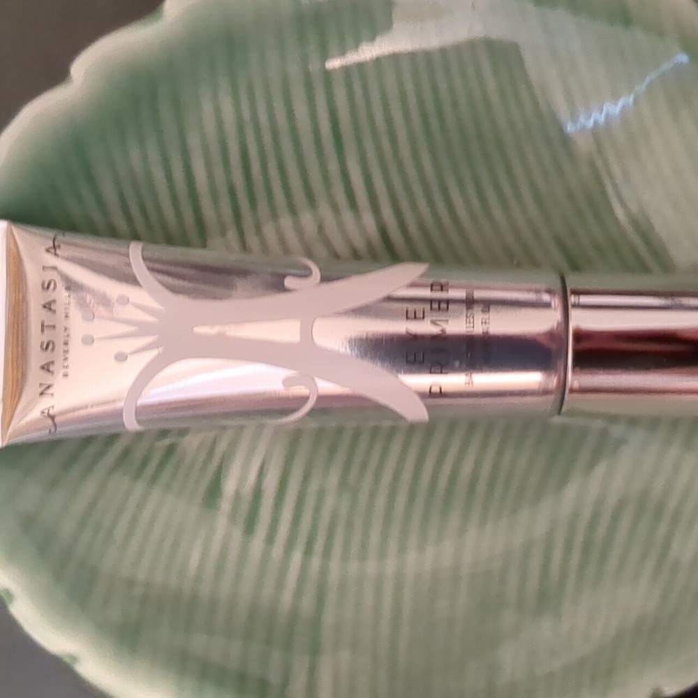Eye Primer - Picture 3 of 3